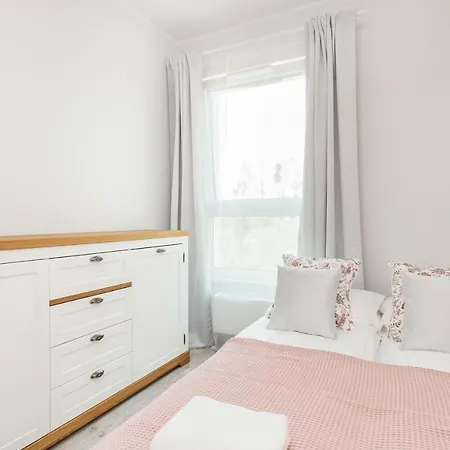 Deluxe Sucha By Renters * 그단스크