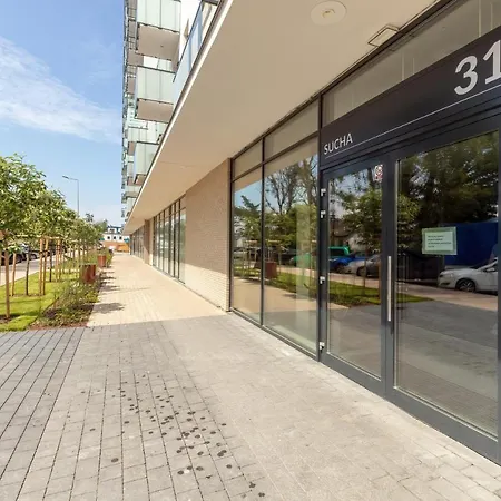 Deluxe Sucha By Renters Apartamento Gdańsk