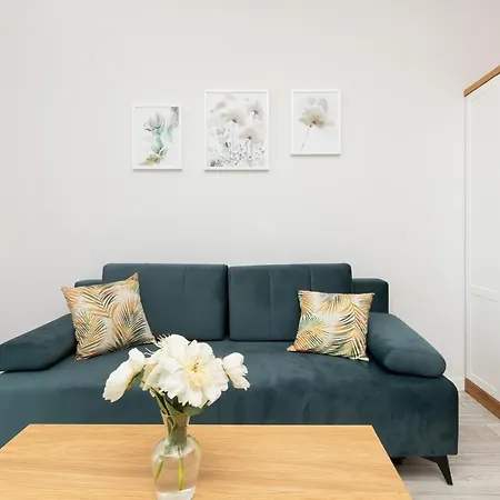 Apartment Deluxe Sucha By Renters