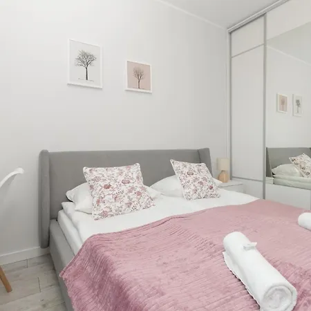 Deluxe Sucha By Renters Apartment Gdansk